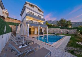 Villa-9523