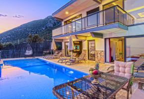Villa-8122