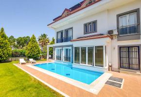 Villa-8427