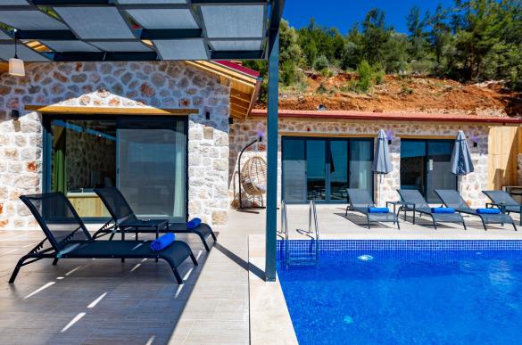 13-wings-villakalkan-26141621503070_294.jpg