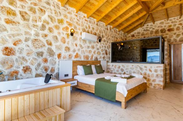 26-wings-villakalkan-35271621503100_955.jpg