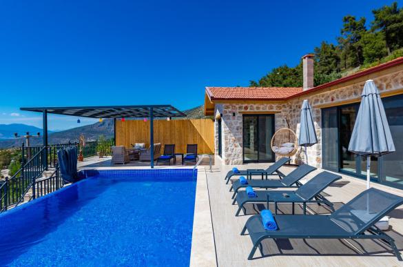 8-wings-villakalkan-80091621503067_682.jpg