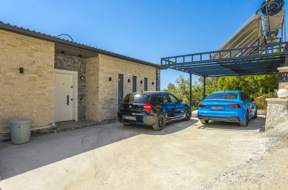 Ada-Villa-108_212.jpg
