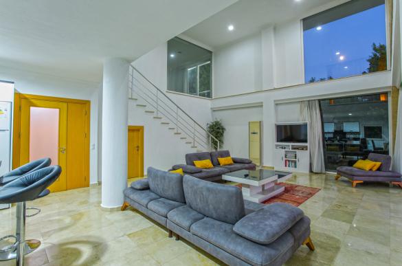 Alkan-Villa-18_735.jpg
