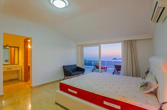 Alkan-Villa-40_800.jpg