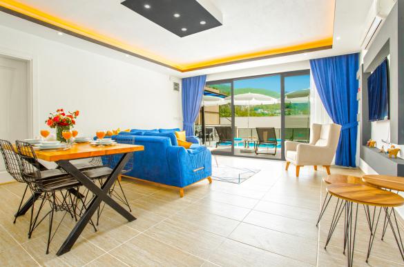 Ay-Villa-52_524.jpg