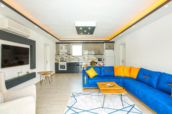 Ay-Villa-55_352.jpg