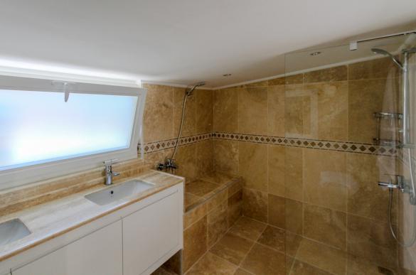 Bath4_161.jpg