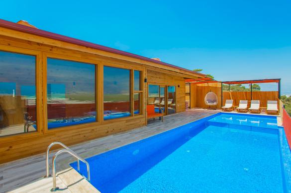 Guney-Villa-Daylight-2_758.jpg