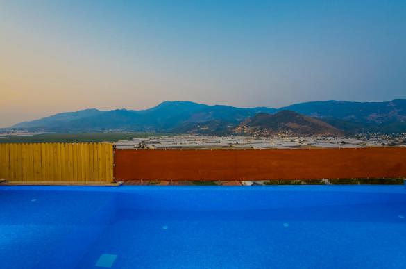 Guney-Villa-Sunset-8_360.jpg