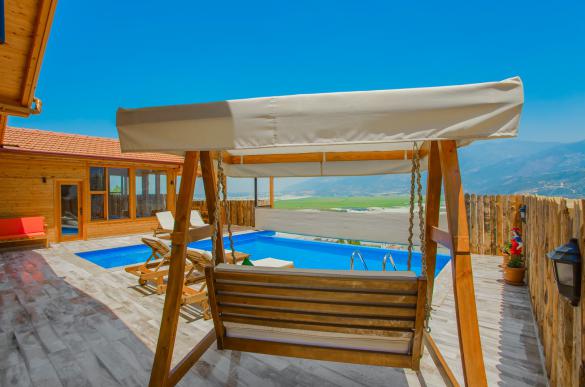 Kuzey-Villa-Daylight-3_467.jpg