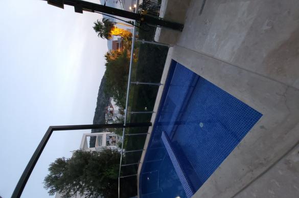 Pool-view_503.jpg