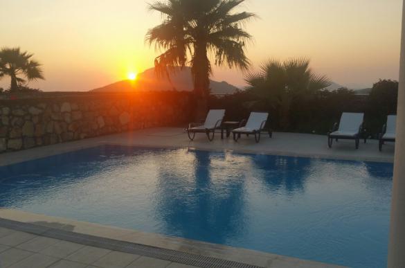 Sunset-Villa-A-1_592.jpg