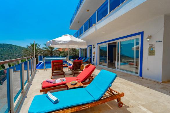 ViLLA-ALBATROS15_resize_658.jpg