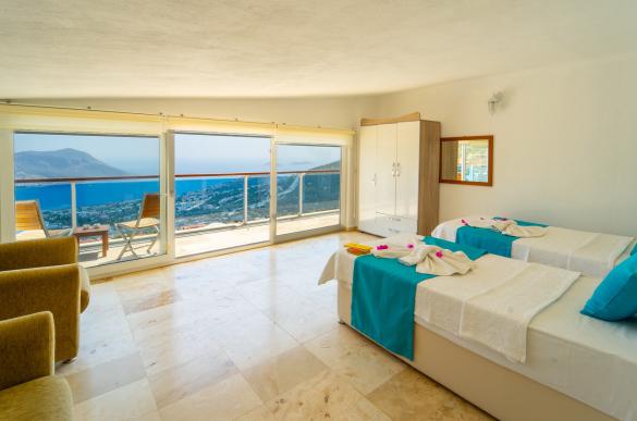 ViLLA-ALBATROS26_resize_830.jpg