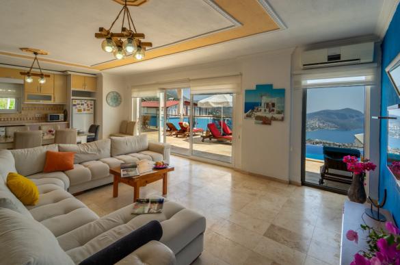 ViLLA-ALBATROS47_resize_613.jpg