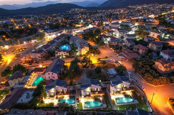 ViLLA-LUNA-ViSTA--2-8_911_981.jpg