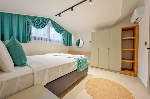 ViLLA-LUNA-ViSTA-1-60_734_511.jpg