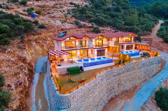 ViLLA-RUSOgLU-2_63_762.jpg