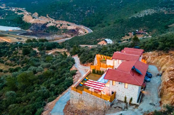 ViLLA-RUSOgLU-2_68_980.jpg