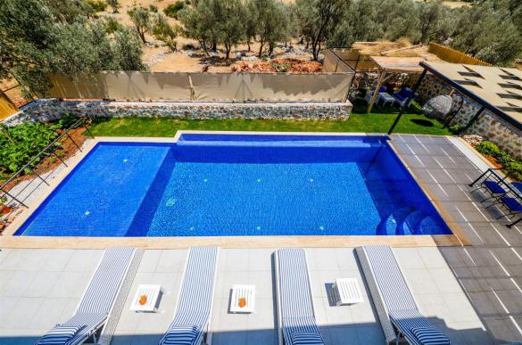 Villa-Black-Rose-Akdeniz-Villam-44_324.jpg