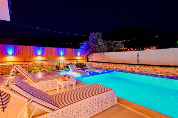 Villa-Black-Rose-Akdeniz-Villam-58_608.jpg