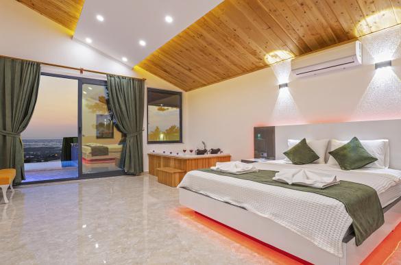 Villa-Love-House-28_718.jpg