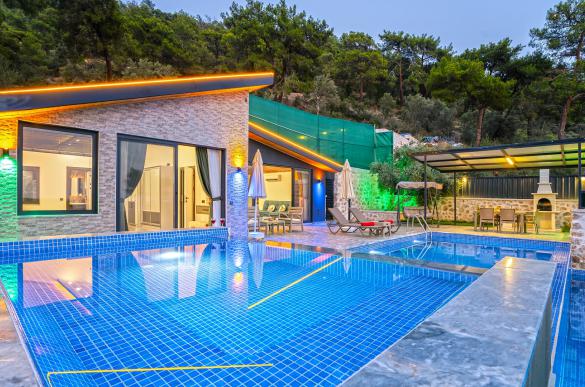 Villa-Love-House-2_253.jpg