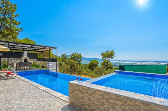 Villa-Love-House-48_461.jpg
