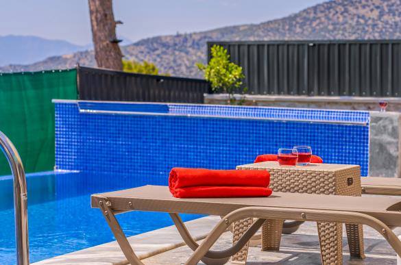 Villa-Love-House-58_945.jpg