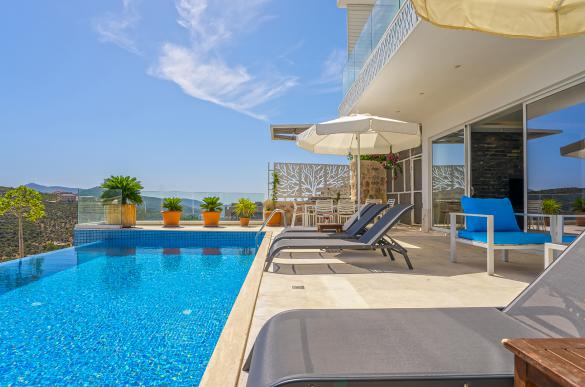 Villa-Merit-16_460.jpg