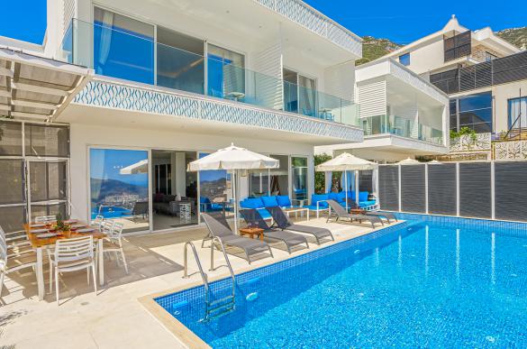 Villa-Merit-1_757.jpg