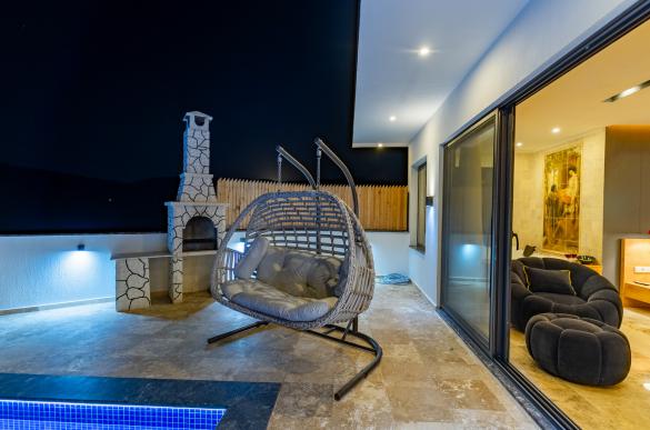 Villa-Paradise-2_resize_569.jpg
