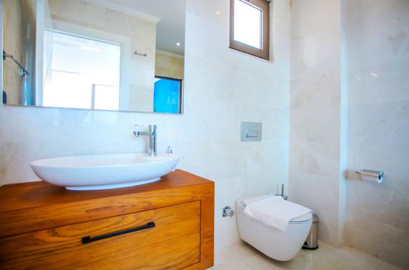 White-Smith-Villa-Daylight-43_418.jpg