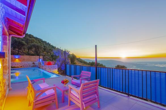 Yigit-2-Villa-16_313.jpg