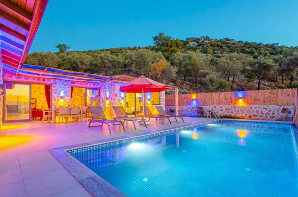 Yigit-2-Villa-2_586.jpg
