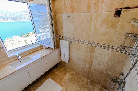bath5_161.jpg