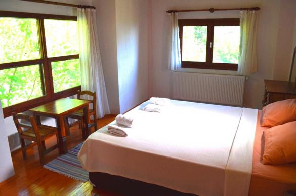 bedroom3_79.jpg