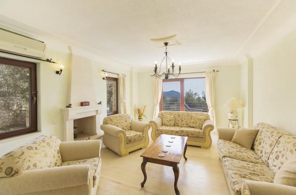 genis-aile-gruplari-icin-merkezi-kiralik-villa-otantik-13_329.jpg
