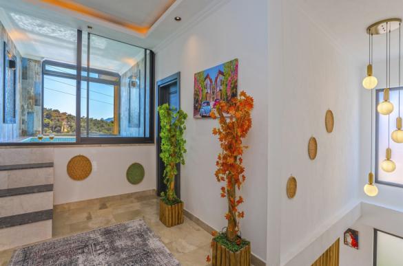 large_olivia-villa-108_287.jpg