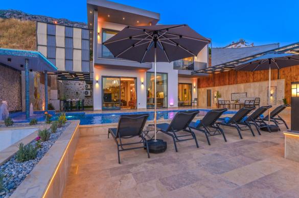 large_olivia-villa-11_27.jpg