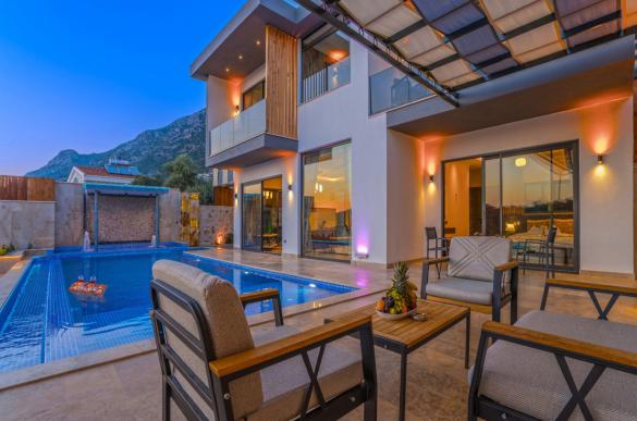 large_olivia-villa-20_291.jpg