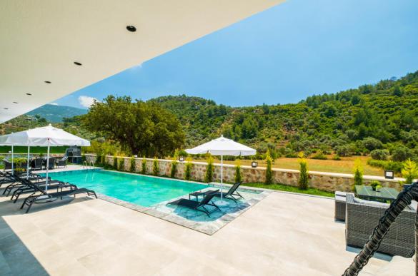 nwm-222957-w1280-villa-yen_271.png