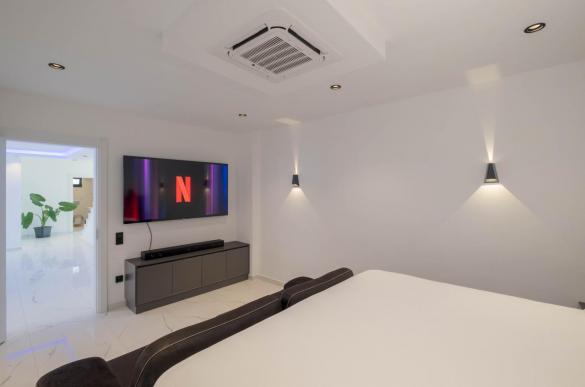 nwm-222985-w1280-villa-yen_576.png