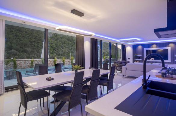 nwm-222986-w1280-villa-yen_796.png