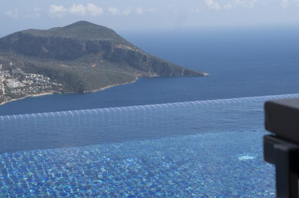 resim17_2a028a_villa-elif-kalkan-deniz-manzarali-villaciniz-23_785_871.jpg