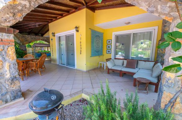 villa-alora--ege-tatil-evleri-11_779_987.jpeg