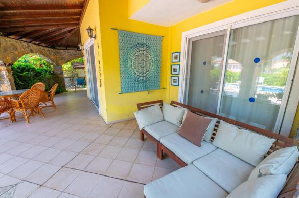 villa-alora--ege-tatil-evleri-16_615_262.jpeg