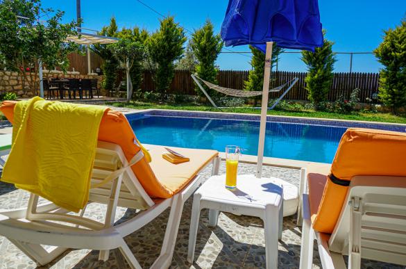 villa-atilgan-54_374_810.jpg