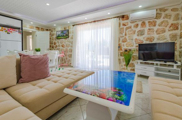 villa-atilgan-94_718_83.jpg